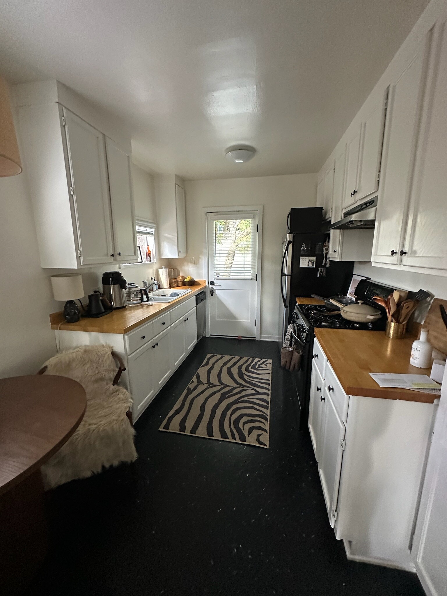 Building Photo - 617 Woodlawn Ave