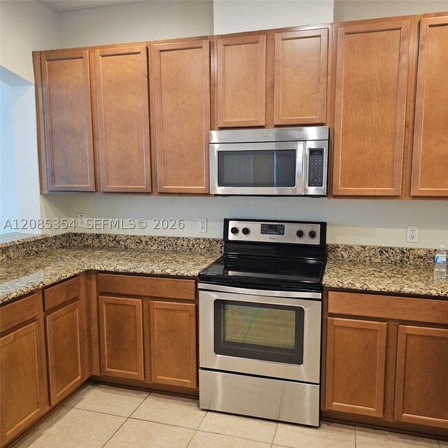 Building Photo - 12355 Langstaff Dr