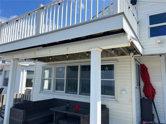 Building Photo - 145 Plum Bank Rd