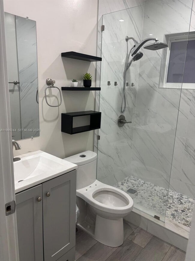 Building Photo - 434 Tamiami Blvd