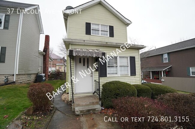 Primary Photo - Cozy 2-bedroom, 2-bathroom apartment avail...