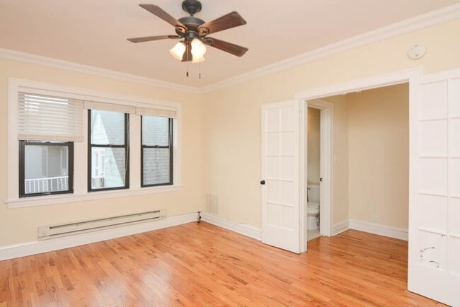 Building Photo - 4742 N Hermitage