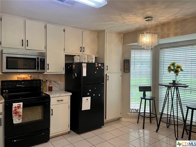 Building Photo - 103 Sunrise Ct