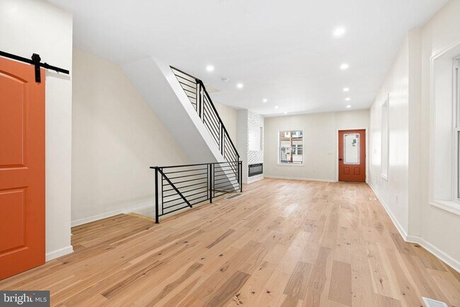 Building Photo - 29 N 54th St