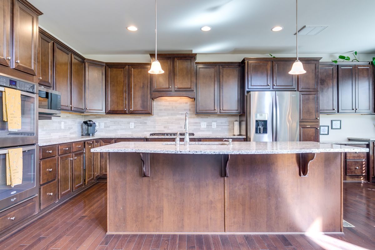 Building Photo - 23582 Prosperity Ridge Pl