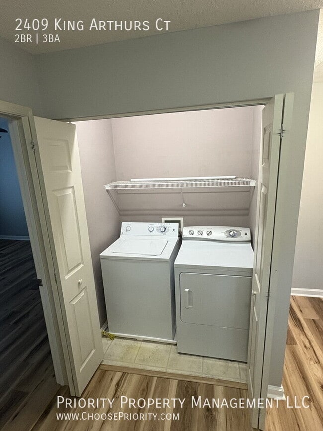 Building Photo - 2409 King Arthurs Ct