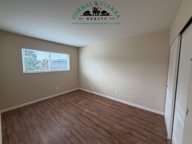 Building Photo - Stunning Single-Family Home in the Prestig...