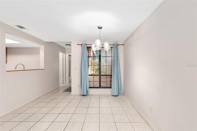 Building Photo - 900 SW 62nd Blvd