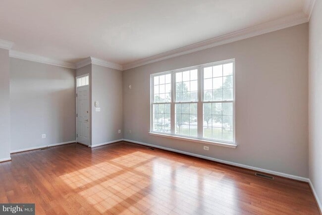 Building Photo - 25286 McIntyre Sq