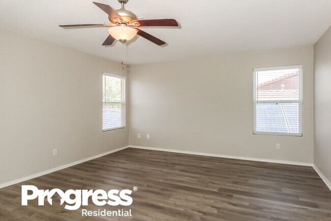 Building Photo - 13181 N Deergrass Dr