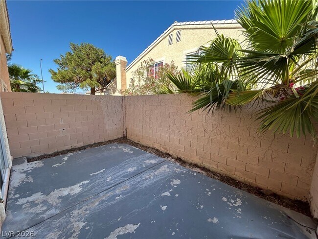 Building Photo - 8456 Indigo Sky Ave