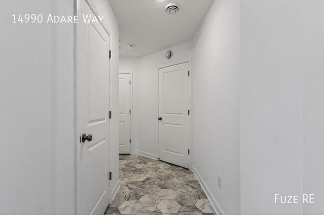 Building Photo - 14990 Adare Wy