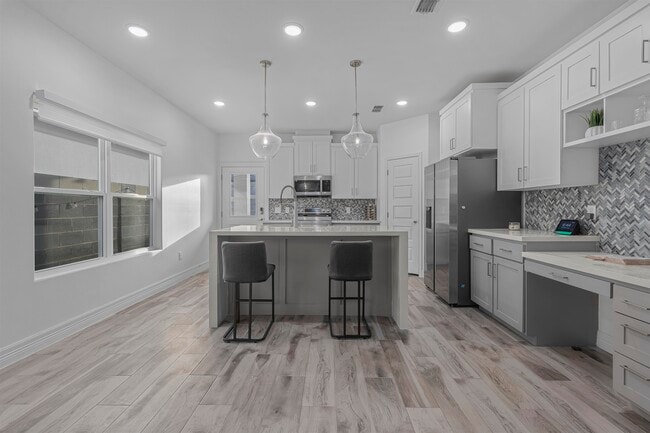 Building Photo - 1416 Eagles Ln