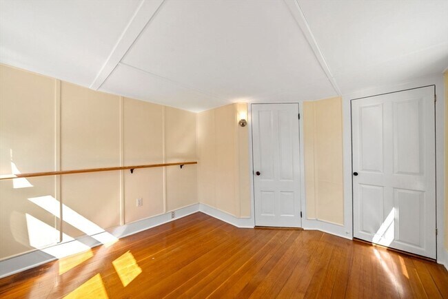 Building Photo - 14 Morse Ct