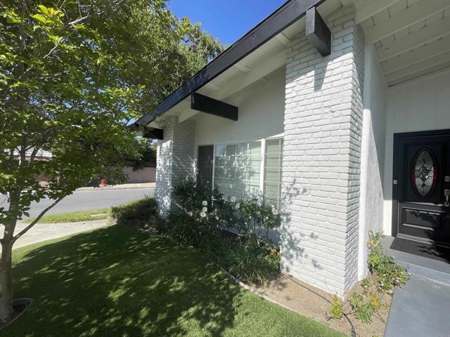 Building Photo - 6860 Whitaker Ave