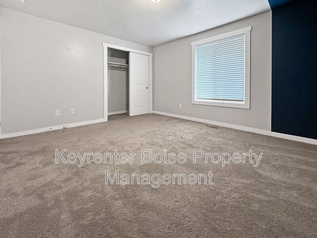 Building Photo - 4727 Arrowhead Way