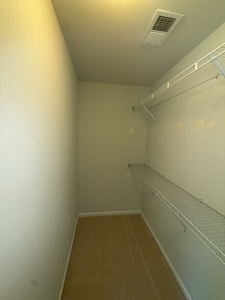Bedroom 2 closet - 3071 Conservancy Ln