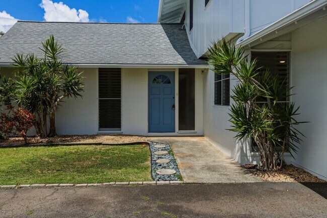 Building Photo - Spacious Aikahi Loop House in Kailua