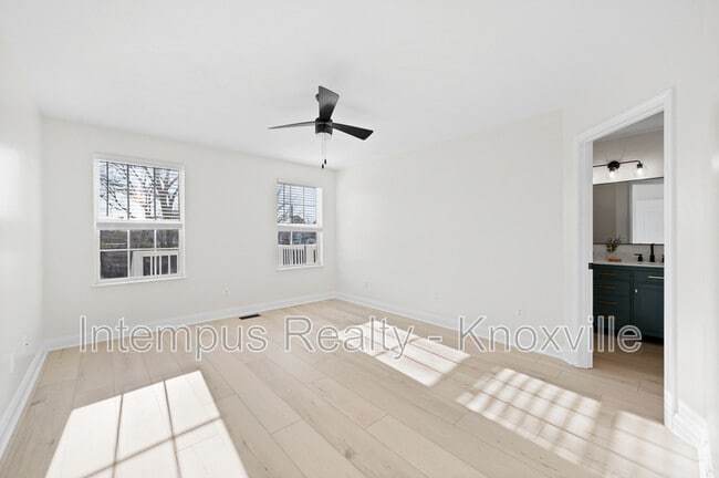 Building Photo - 7411 Cascade Meadows Way