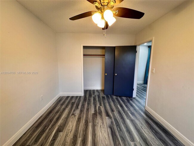 Building Photo - 1158 NW 34th Ave