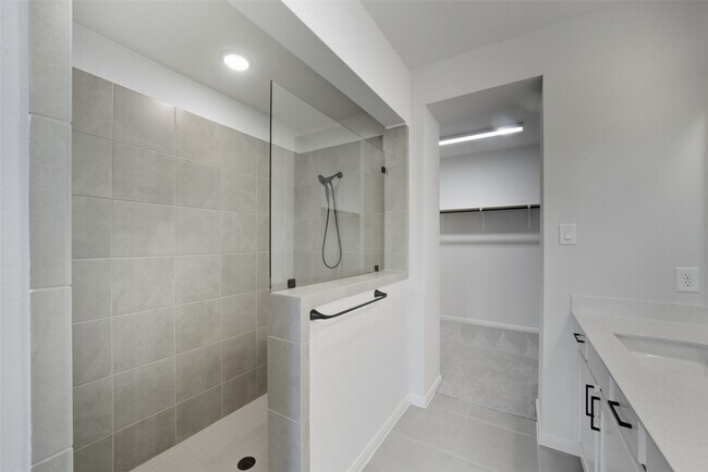 Building Photo - 13102 Verde Oaks Trl