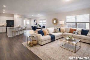 Building Photo - 258 Empress Brilliant