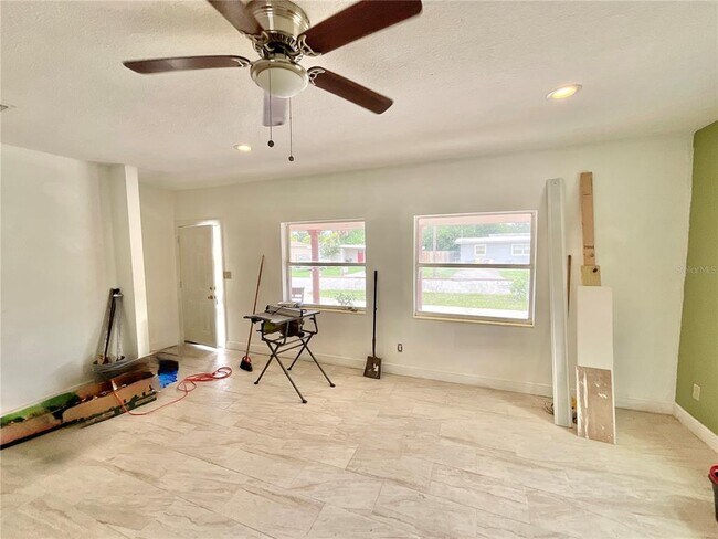 Building Photo - 2117 Calusa Trail