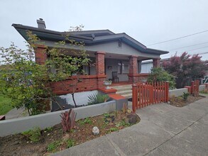 Building Photo - 2314 Union St