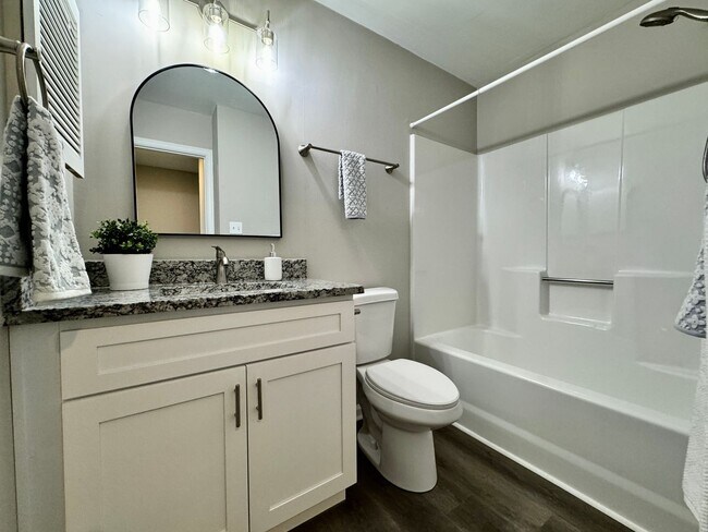 Building Photo - COMPLETELY Updated & Ready 08-21-26!! Sparkling Community Pool - Pet Friendly - Fenced Backyard!