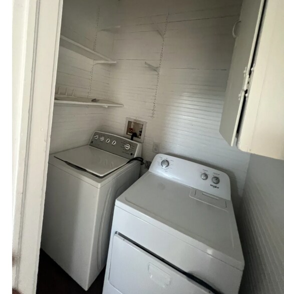 Primary Photo - 6715 Glass St