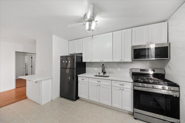 Building Photo - 163 Glover Ave