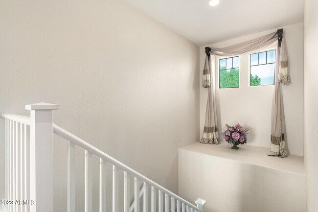 Building Photo - 14823 W Windsor Ave