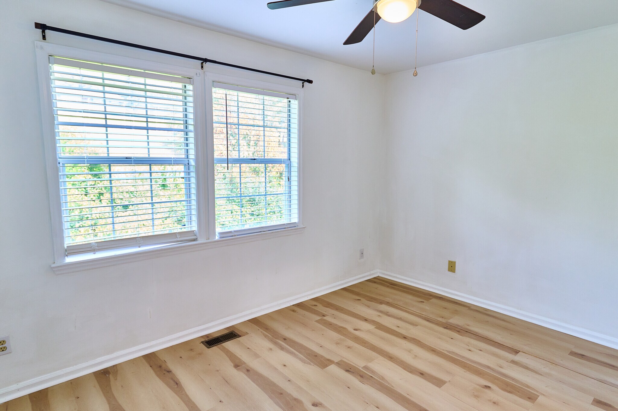 Building Photo - 113 Coleridge Ct