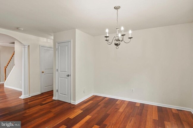 Building Photo - 144 Midland Rd