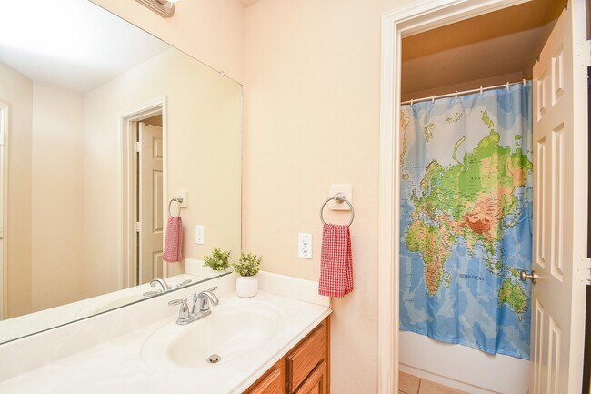 Building Photo - 16814 Ranger Ridge Dr