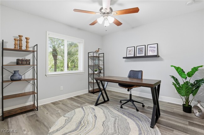 Building Photo - 1723 SW 31st Ln