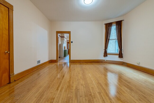 Building Photo - 3821 N Whipple St
