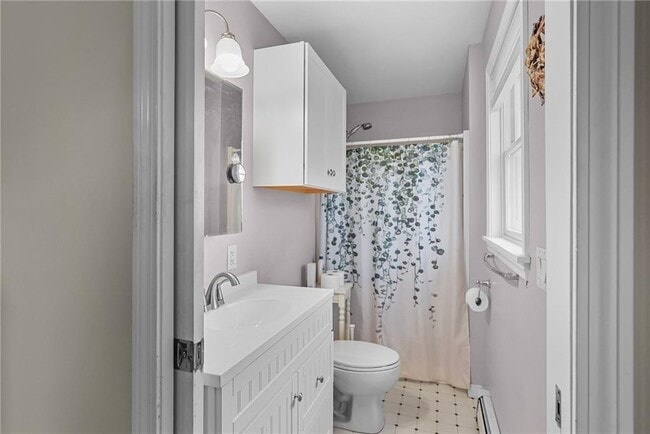 Building Photo - 1037 Main Rd