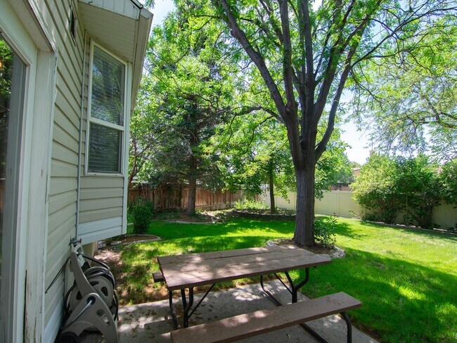 Building Photo - 9288 Boise Cir