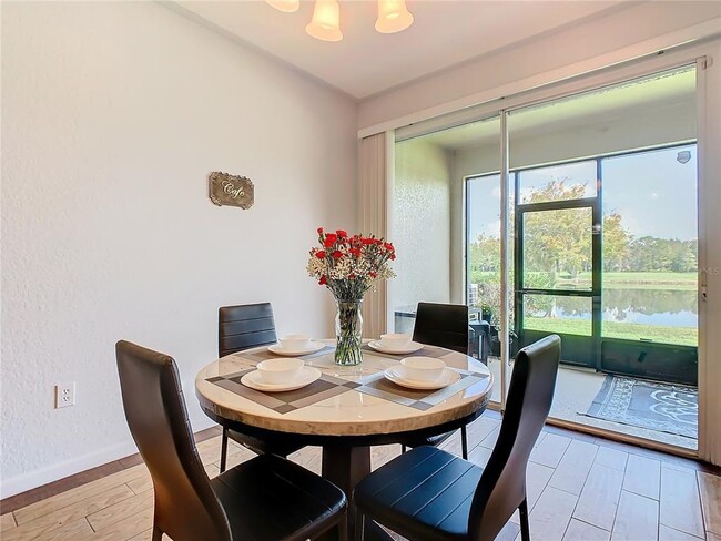 Building Photo - 2641 Old Kent Cir