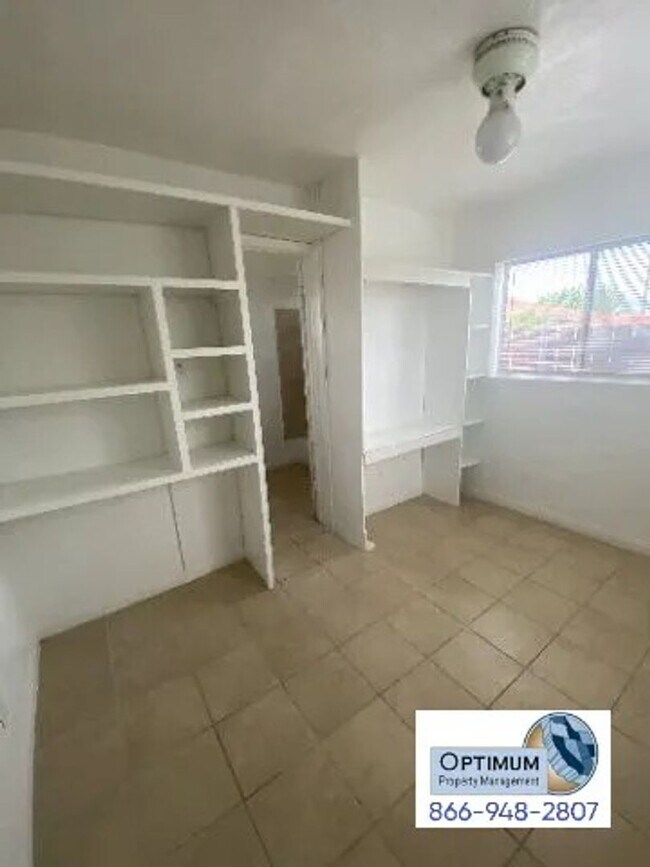 Building Photo - Spacious 1-Bedroom, 1-Bathroom Apartment with Tile Flooring