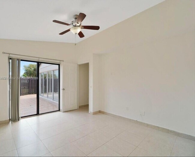 Building Photo - 15270 SW 45th Terrace