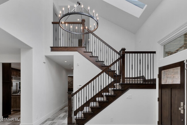 Building Photo - 525 Aqueduct Ct