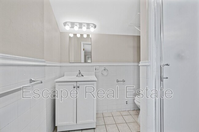 Building Photo - 5616 S Kingshighway Blvd