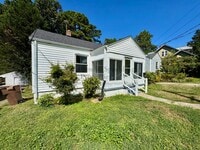 Building Photo - 1617 Roseland St