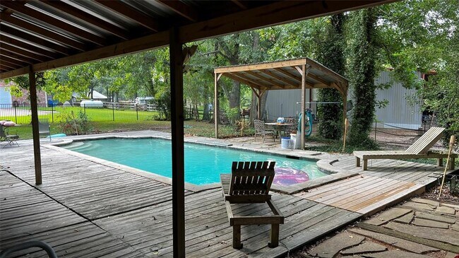 Building Photo - 17511 Cypress Glen St