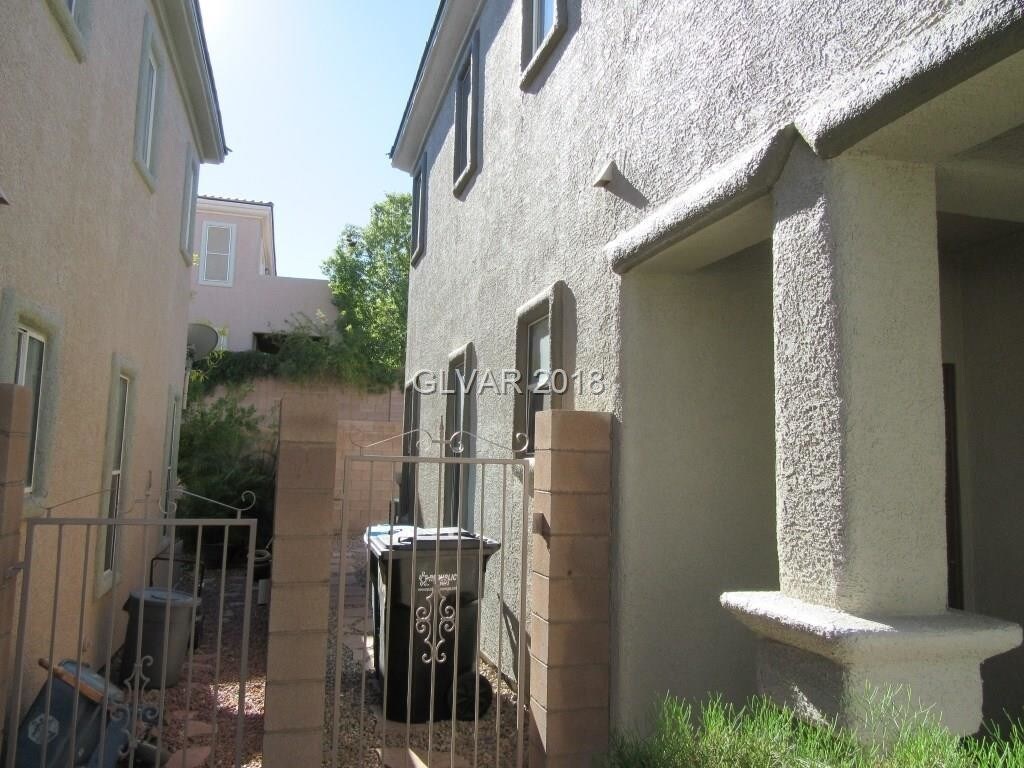 Building Photo - 705 Respectful Ridge Ave