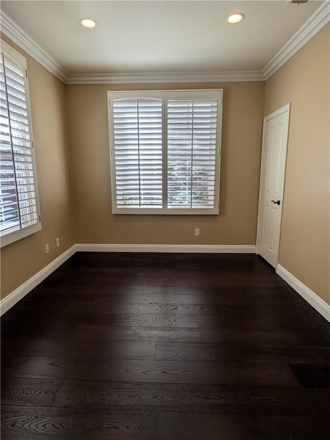 Building Photo - 58 Bower Tree