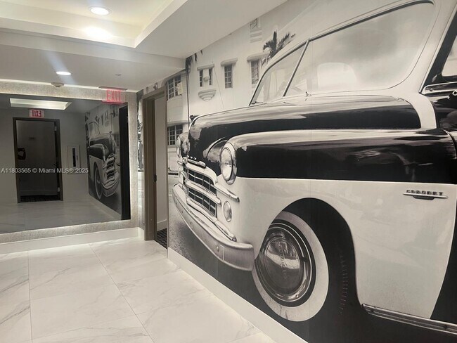 Building Photo - 3739 Collins Ave