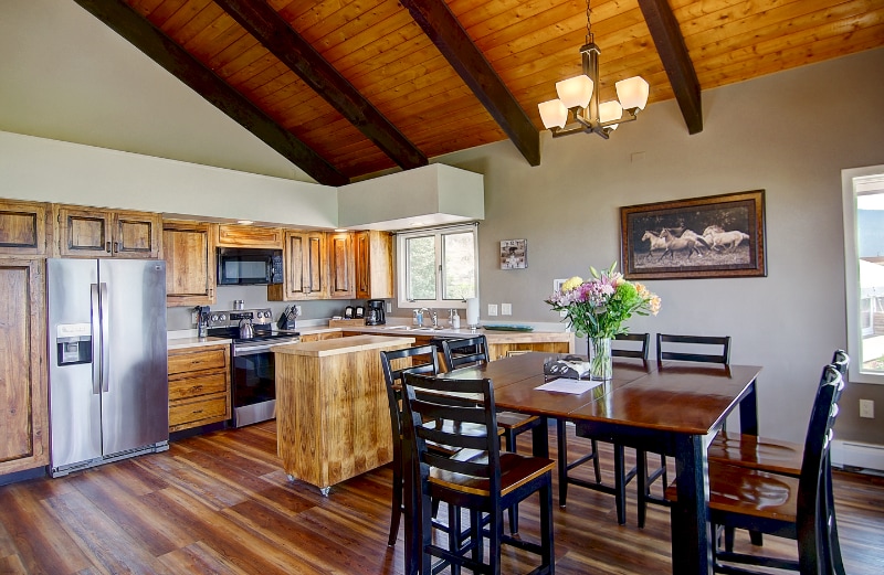 Building Photo - 31095 US-40